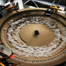 Small Eccentric Shaft Vibrating Feeder Motor Plastic Hopper Feeder Small Eccentric Shaft Vibrating Feeder Motor Plastic Hopper Feeder