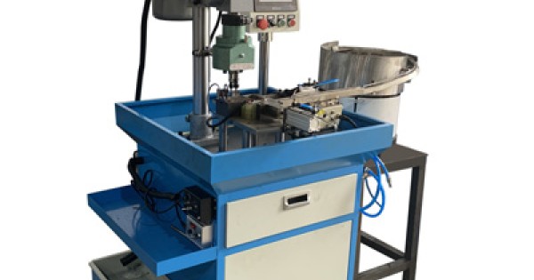 High-quality and easy-to-operate nut tapping machine