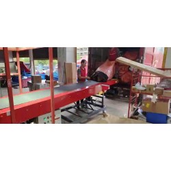 New Arrival High Quality Mobile Telescopic Tensile Belt Conveyor for Trucks Container Unloading New Arrival High Quality Mobile Telescopic Tensile Belt Conveyor for Trucks Container Unloading