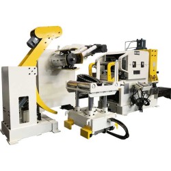 Auto Feeder Decoiler Metal Straightening Machinery NC 3 in 1 Servo Feeder Machine for Power Press Machine Auto Feeder Decoiler Metal Straightening Machinery NC 3 in 1 Servo Feeder Machine for Power Press Machine