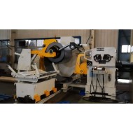 Metal Straightener Uncoiler Material Rack Roll Feeder 3 In 1 NC Servo Feeding Production Line Machine Metal Straightener Uncoiler Material Rack Roll Feeder 3 In 1 NC Servo Feeding Production Line Machine