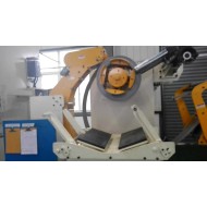 Medium-thickness plate decoiler straightener nc servo material roll feeder 3 in 1 for punching machine Medium-thickness plate decoiler straightener nc servo material roll feeder 3 in 1 for punching machine