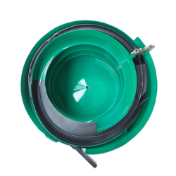 Plastic Spraying Vibratory Bowl Feeders - Automatic Feeding System for Bottle Stoppers with Vibrating Plate Plastic Spraying Vibratory Bowl Feeders - Automatic Feeding System for Bottle Stoppers with Vibrating Plate