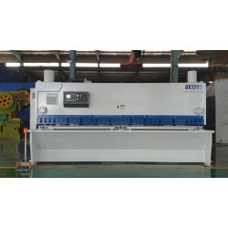 Brand New Hydraulic 2 Meter Shearing Machine Brand New Hydraulic 2 Meter Shearing Machine