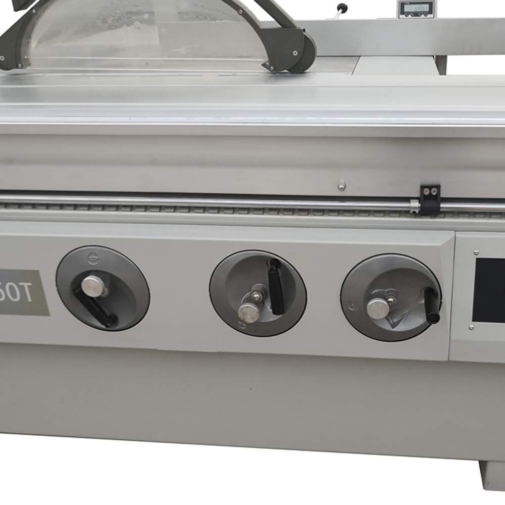 3-Phase Sliding Table Saw 16
