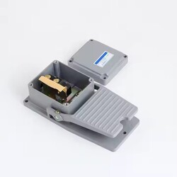 LT3 SPDT NO NC Foot Switches Electric Pedal Momentary Foot Pedal Switch