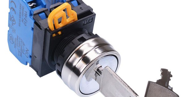 22mm Metal Bezel 3 Position Maintained Key Switch 2NO IP65
