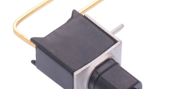 TP33WW08000 Off-(On) PCB Right Angle Vertical Button Switch