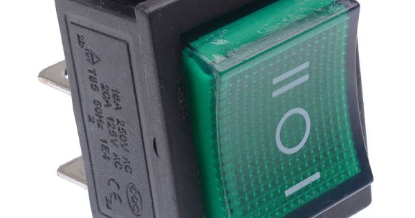 Green On-Off-On illuminated Rectangle Rocker Switch DPDT