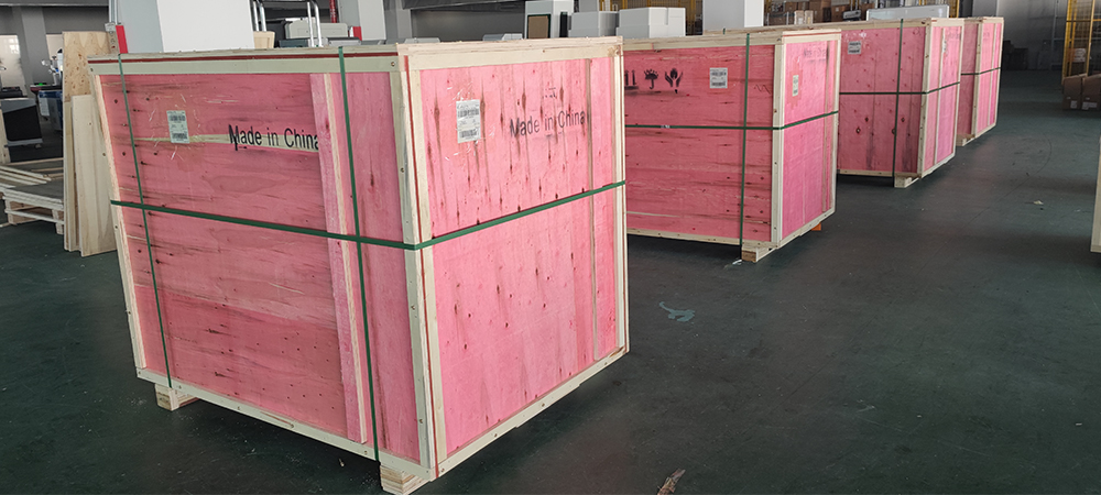 120W CO2 Laser Cutting Engraving Machine 35 x 23 Inches Auto Focus Wood Acrylic With Industry Water Chiller Compatible With Light Burn Software
