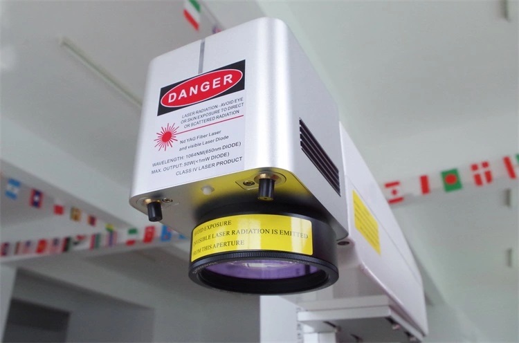 Fiber Laser Marking Machine 50W MOPA For Metal Plastic Top Grade  FDA