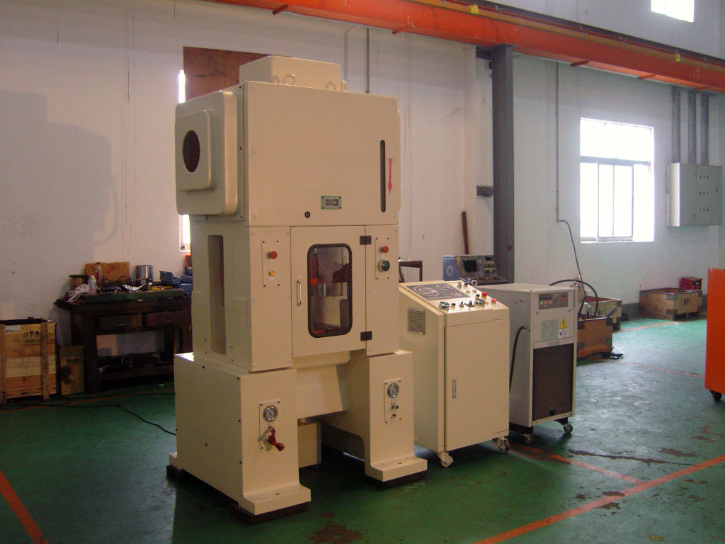 45T High Precision Coin Stamping Machine Press Machine for Metal with NC Servo Feeder Machine