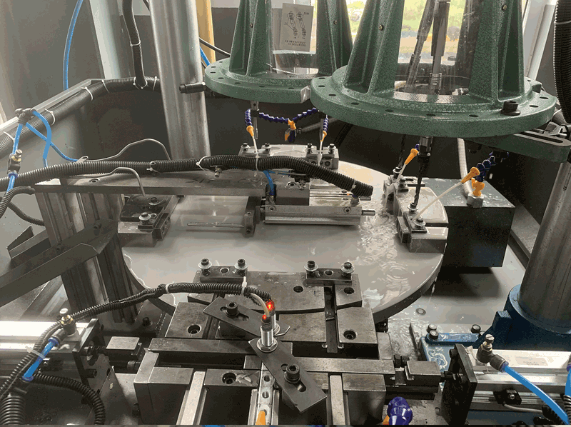 Factory Manufacturer Four Station Rotary Table Automatic Drilling Tapping Machine for Aluminum Square Bar Machine Sizes 380V 1.5