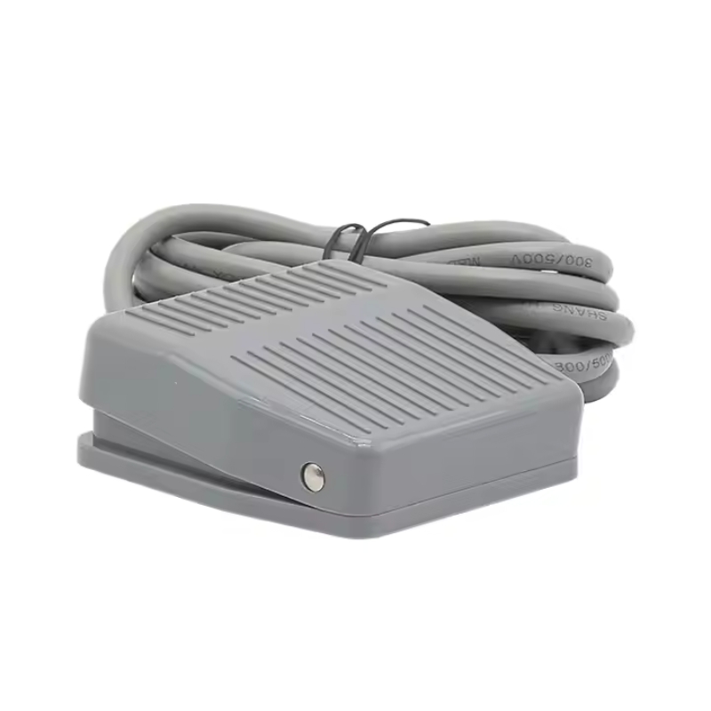 Foot Switches 10A250VAC-1A1B One open and one closed A variety of wire lengths are optional