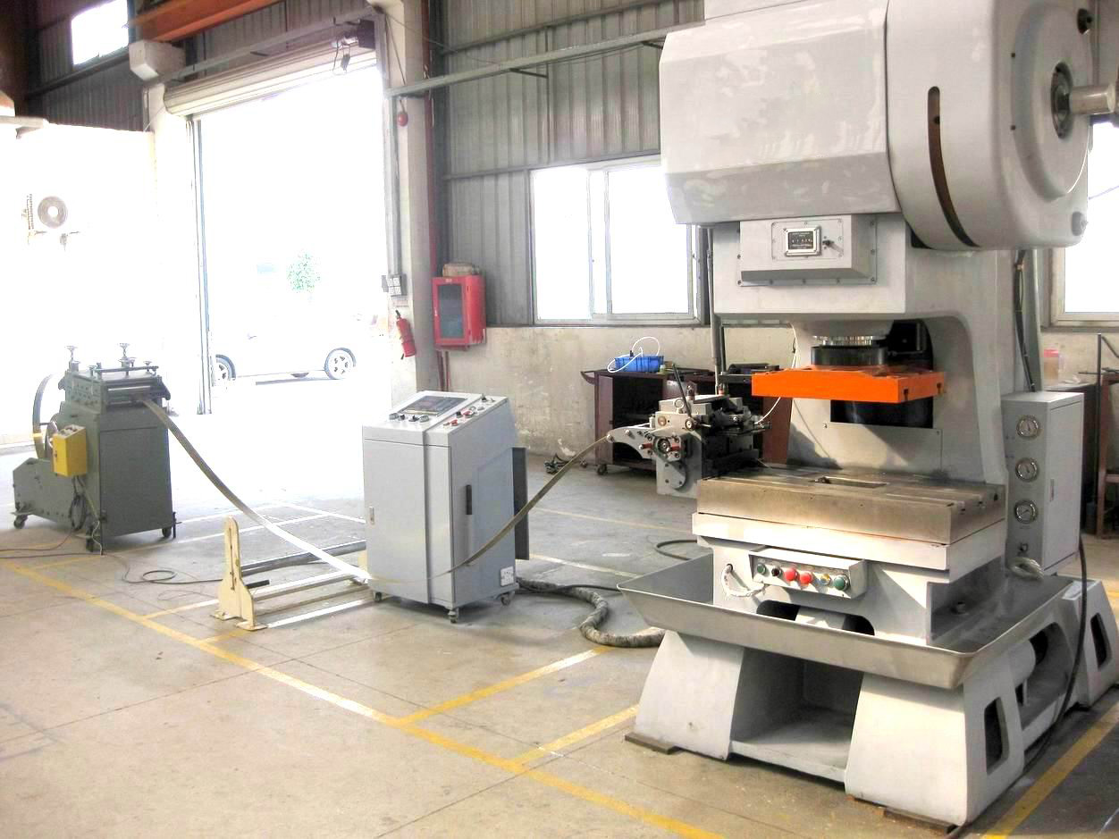 2017 Stamping Making Eyelet Stator Press Car Part Snap Fastener Equipment Rator Pressing Machine Supplier